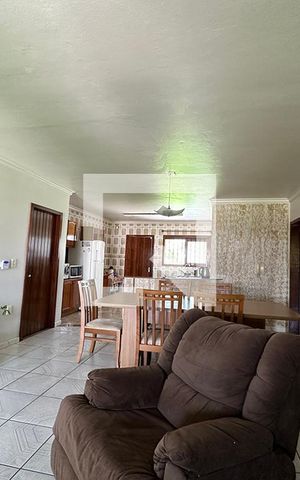 Casa à venda com 150m², 3 quartos e 1 vagaSala
