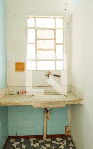 Casa à venda com 120m², 4 quartos e 2 vagas Casa à venda com 120m², 4 quartos e 2 vagasCozinha