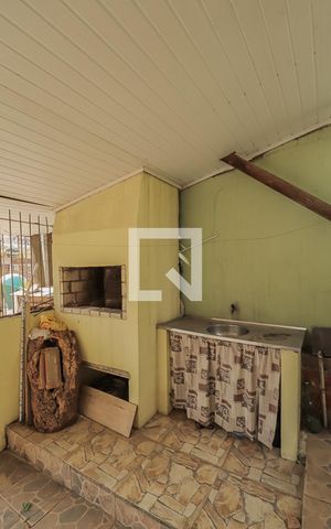 Casa à venda com 150m², 2 quartos e 1 vagaQuintal