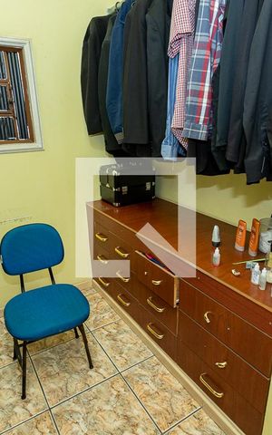 Casa à venda com 415m², 5 quartos e 3 vagasCloset
