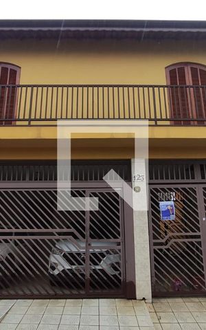 Apartamento à venda com 130m², 4 quartos e 3 vagas Apartamento à venda com 130m², 4 quartos e 3 vagasFachada