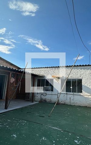 Casa à venda com 90m², 3 quartos e 2 vagasPátio