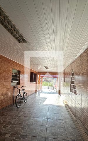 Casa à venda com 90m², 3 quartos e 2 vagasGaragem
