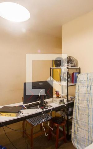 Casa à venda com 240m², 3 quartos e 4 vagasSala 2