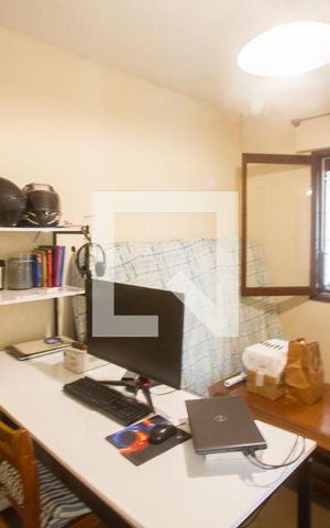 Casa à venda com 240m², 3 quartos e 4 vagasSala 2