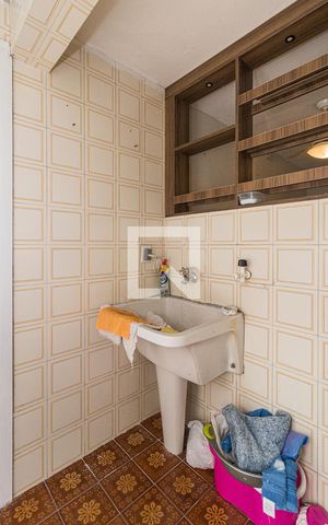 Apartamento à venda com 109m², 4 quartos e 1 vagaCozinha e Área de Serviço