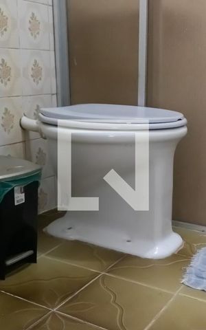 Apartamento para alugar com 40m², 1 quarto e 1 vaga Apartamento para alugar com 40m², 1 quarto e 1 vagaBanheiro Detalhes