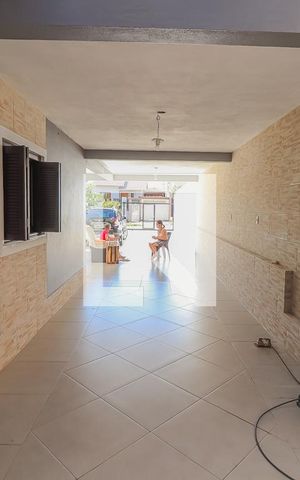 Casa à venda com 162m², 3 quartos e 3 vagasGaragem
