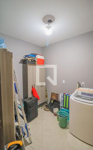 Casa à venda com 162m², 3 quartos e 3 vagasÁrea de Serviço