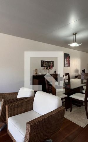 Casa de condomínio à venda com 300m², 4 quartos e 2 vagasSala 3 Ambientes