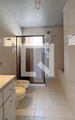 Casa de condomínio à venda com 300m², 4 quartos e 2 vagasBanheiro da Suíte