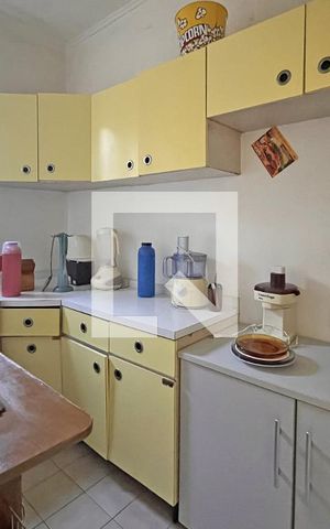 Casa de condomínio à venda com 300m², 4 quartos e 2 vagasDespensa