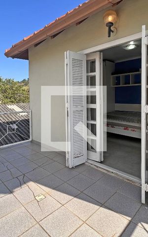 Casa de condomínio à venda com 300m², 4 quartos e 2 vagasQuarto 3 - Varanda