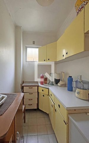 Casa de condomínio à venda com 300m², 4 quartos e 2 vagasDespensa