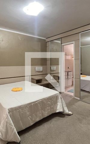 Casa de condomínio à venda com 300m², 4 quartos e 2 vagasSuíte
