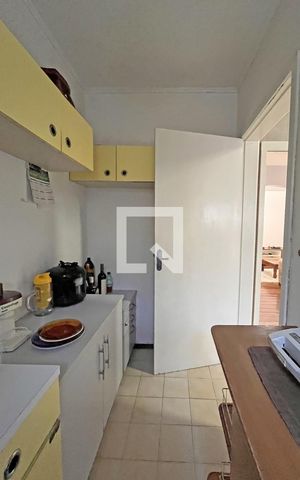 Casa de condomínio à venda com 300m², 4 quartos e 2 vagasDespensa