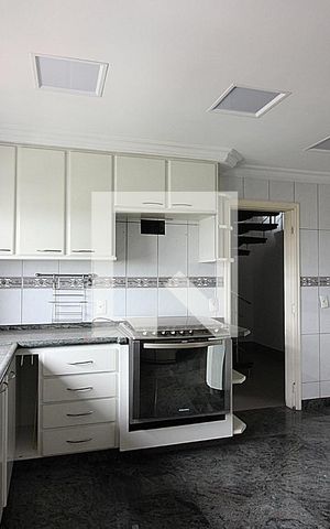 Apartamento à venda com 500m², 4 quartos e 6 vagasCozinha