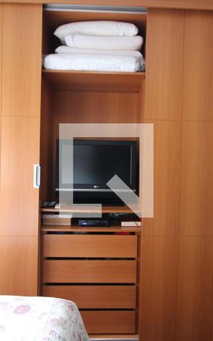 Apartamento à venda com 204m², 3 quartos e 4 vagasQuarto