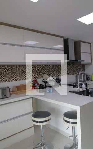 Apartamento à venda com 204m², 3 quartos e 4 vagasCozinha