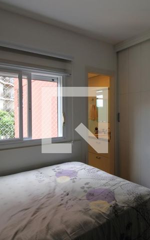 Apartamento à venda com 204m², 3 quartos e 4 vagasSuíte 2