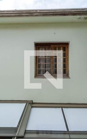 Casa à venda com 210m², 4 quartos e 2 vagas Casa à venda com 210m², 4 quartos e 2 vagasVista do Quarto 2