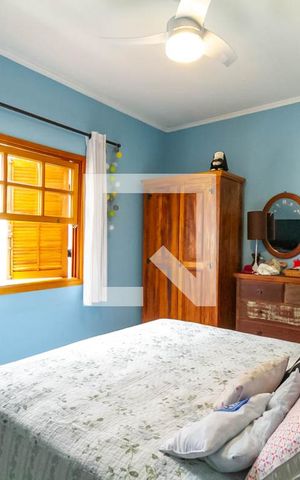 Casa à venda com 210m², 4 quartos e 2 vagas Casa à venda com 210m², 4 quartos e 2 vagasSuíte 1