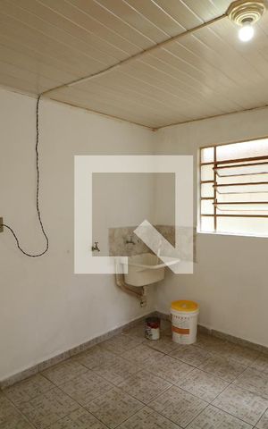Casa para alugar com 90m², 1 quarto e 1 vagaÁrea de Serviço