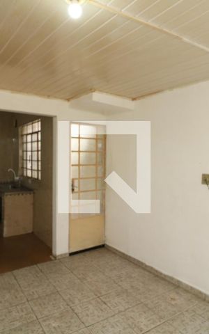 Casa para alugar com 90m², 1 quarto e 1 vagaÁrea de Serviço