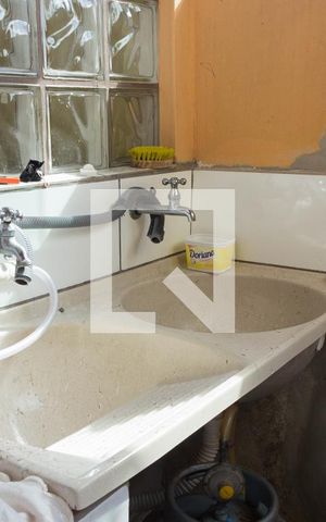 Casa à venda com 225m², 2 quartos e 7 vagas Casa à venda com 225m², 2 quartos e 7 vagasÁrea de Serviço