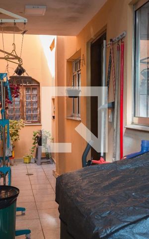 Casa à venda com 225m², 2 quartos e 7 vagas Casa à venda com 225m², 2 quartos e 7 vagasÁrea de Serviço