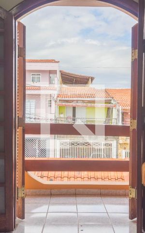 Casa à venda com 225m², 2 quartos e 7 vagas Casa à venda com 225m², 2 quartos e 7 vagasSuíte 1