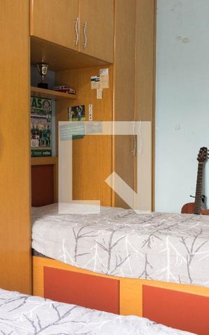 Casa à venda com 225m², 2 quartos e 7 vagas Casa à venda com 225m², 2 quartos e 7 vagasQuarto 1