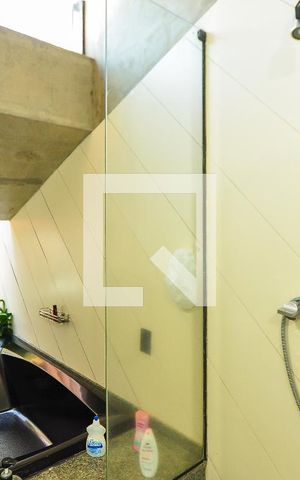 Casa à venda com 550m², 4 quartos e 4 vagas Casa à venda com 550m², 4 quartos e 4 vagasBanheiro da Suíte 3