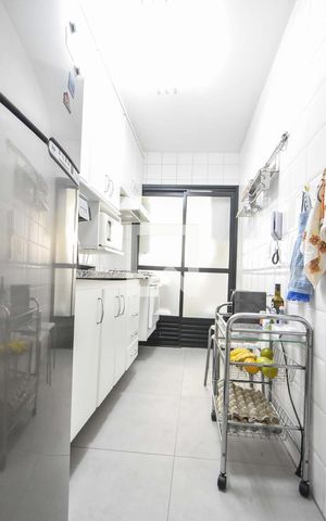 Apartamento para alugar com 59m², 2 quartos e 1 vagaCozinha 