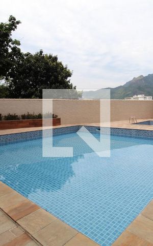 Apartamento à venda com 87m², 2 quartos e 1 vagaÁrea comum - Piscina