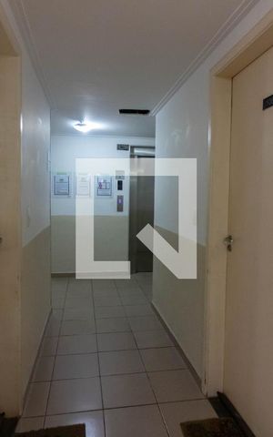 Apartamento à venda com 43m², 2 quartos e 1 vagaHall de entrada, térreo 