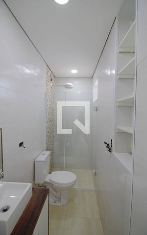 Studio para alugar com 21m², 1 quarto e sem vaga Studio para alugar com 21m², 1 quarto e sem vagaBanheiro