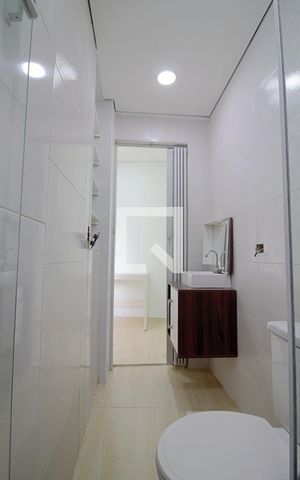 Studio para alugar com 21m², 1 quarto e sem vaga Studio para alugar com 21m², 1 quarto e sem vagaBanheiro
