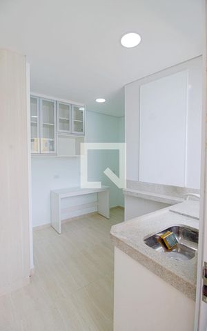 Studio para alugar com 21m², 1 quarto e sem vaga Studio para alugar com 21m², 1 quarto e sem vagaCozinha