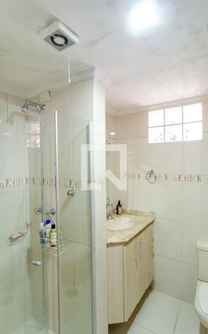 Apartamento à venda com 100m², 3 quartos e 2 vagas Apartamento à venda com 100m², 3 quartos e 2 vagasBanheiro Social