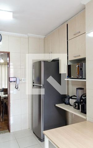 Apartamento à venda com 100m², 3 quartos e 2 vagas Apartamento à venda com 100m², 3 quartos e 2 vagasCozinha