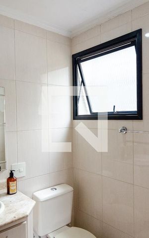Apartamento à venda com 100m², 3 quartos e 2 vagas Apartamento à venda com 100m², 3 quartos e 2 vagasBanheiro da Suíte