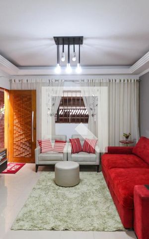 Casa à venda com 300m², 3 quartos e 2 vagasSala