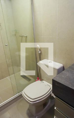 Apartamento à venda com 250m², 4 quartos e 4 vagas Apartamento à venda com 250m², 4 quartos e 4 vagasBanheiro 2