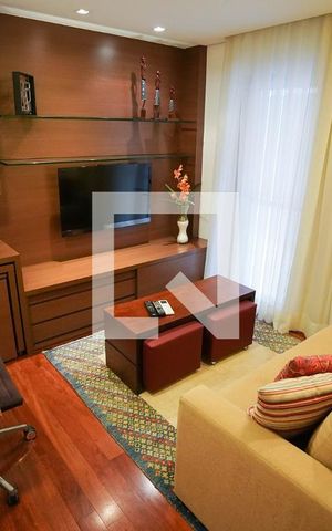 Apartamento à venda com 250m², 4 quartos e 4 vagas Apartamento à venda com 250m², 4 quartos e 4 vagasSala