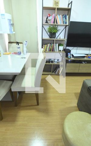 Apartamento à venda com 39m², 2 quartos e 1 vaga Apartamento à venda com 39m², 2 quartos e 1 vagaSala