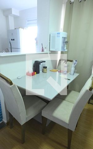 Apartamento à venda com 39m², 2 quartos e 1 vaga Apartamento à venda com 39m², 2 quartos e 1 vagaSala cozinha americana
