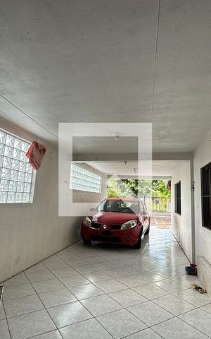 Casa à venda com 160m², 3 quartos e 2 vagasGaragem