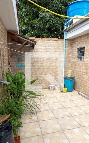 Casa à venda com 225m², 4 quartos e 3 vagas Casa à venda com 225m², 4 quartos e 3 vagasLavanderia