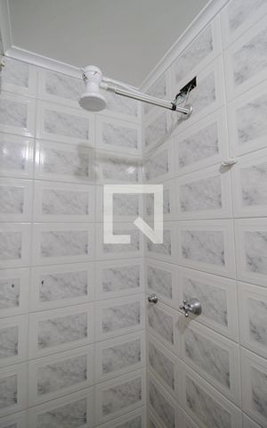 Apartamento à venda com 82m², 3 quartos e 1 vaga Apartamento à venda com 82m², 3 quartos e 1 vagaBanheiro